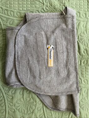 Large Thundershirt Grey Calming Wrap with Logo